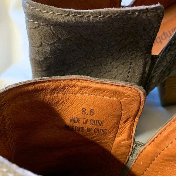 Jeffrey Campbell 'Rosalee' suede snake embossed ankle boots/booties - Picture 11 of 12